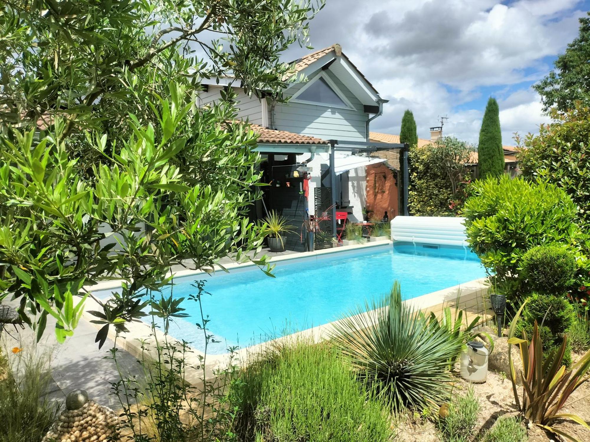 Ferienwohnung Au Bord Du Vieux Moulin Mérignac Exterior foto