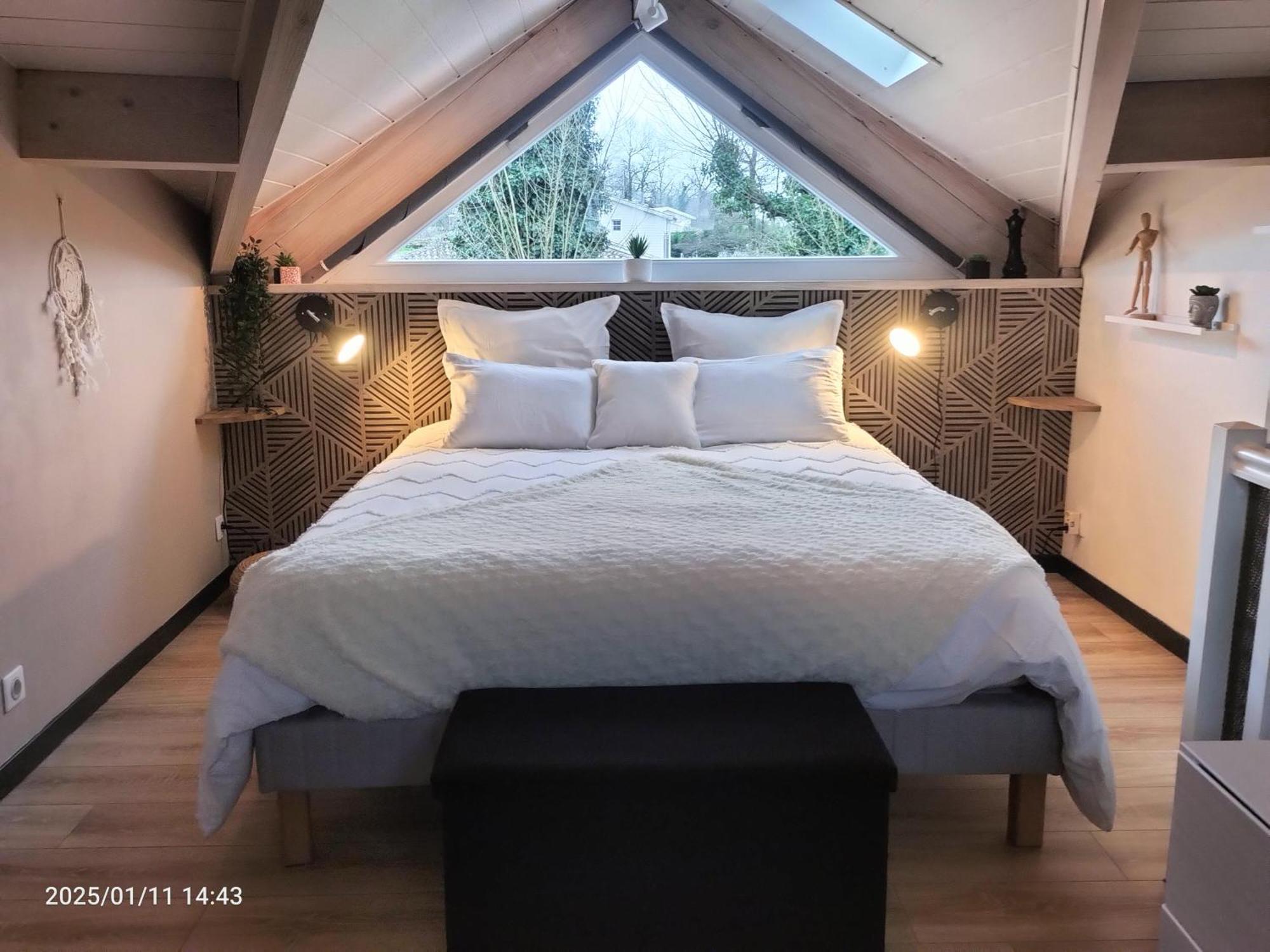 Ferienwohnung Au Bord Du Vieux Moulin Mérignac Exterior foto