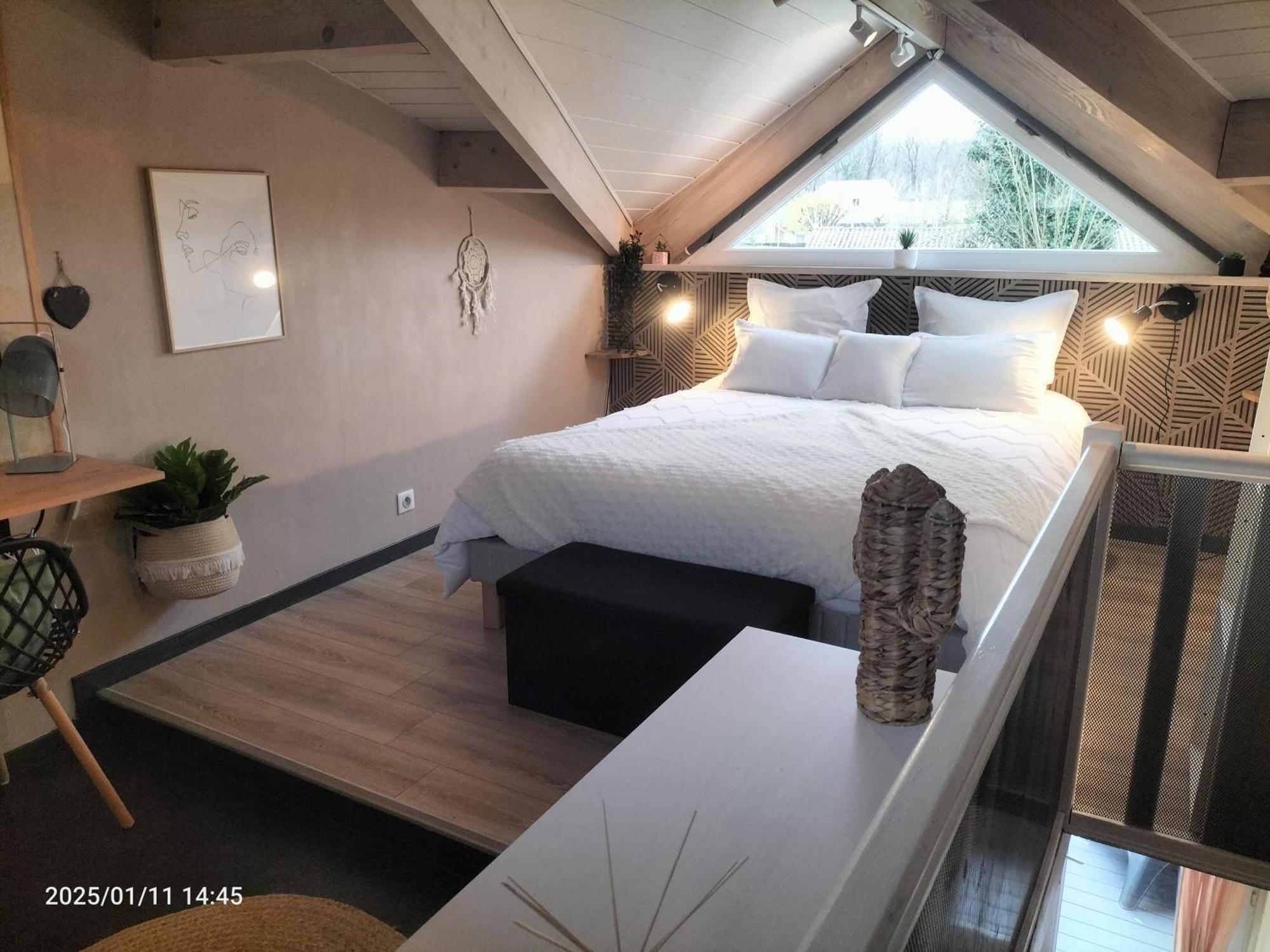 Ferienwohnung Au Bord Du Vieux Moulin Mérignac Exterior foto