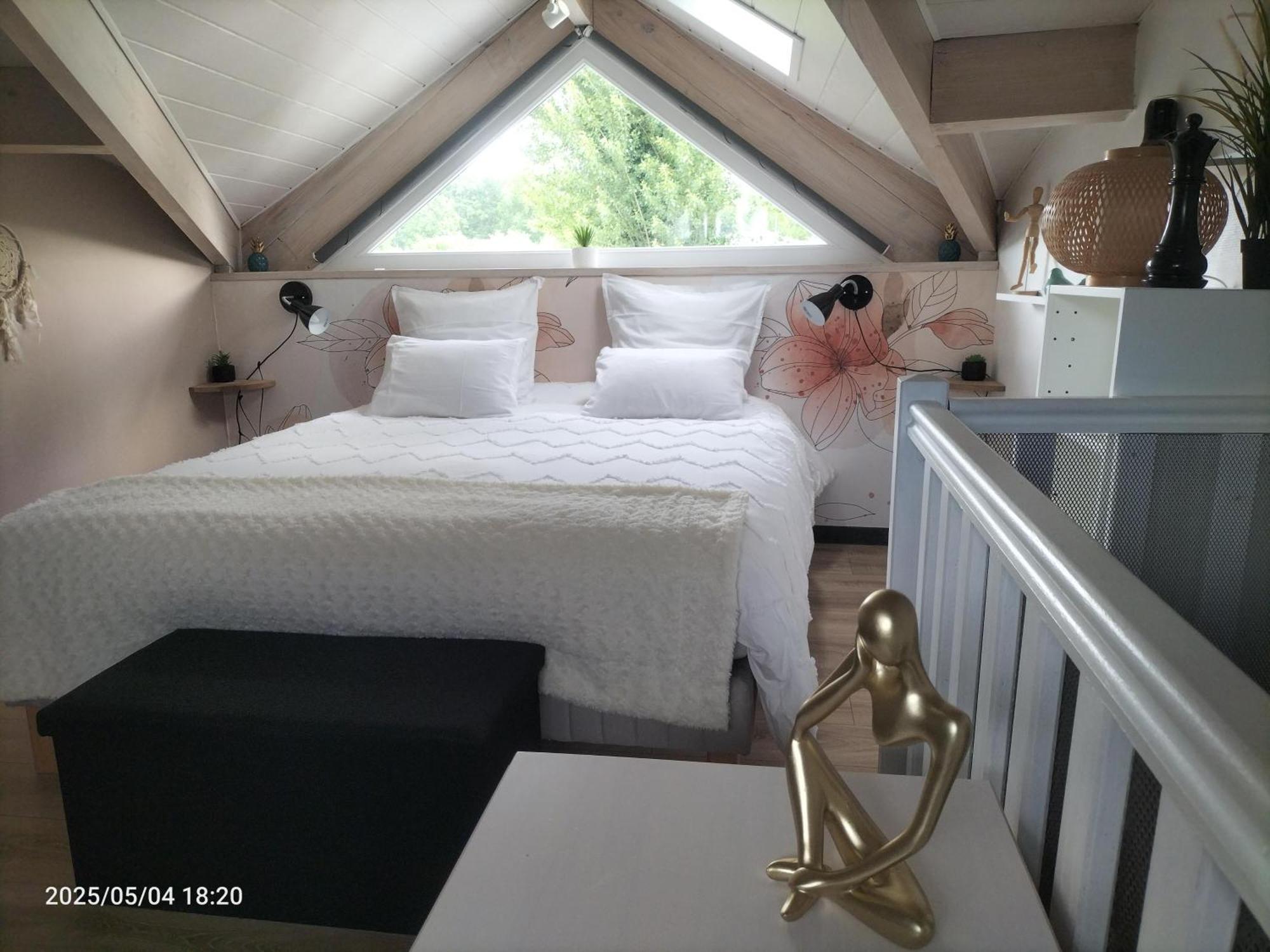 Ferienwohnung Au Bord Du Vieux Moulin Mérignac Exterior foto